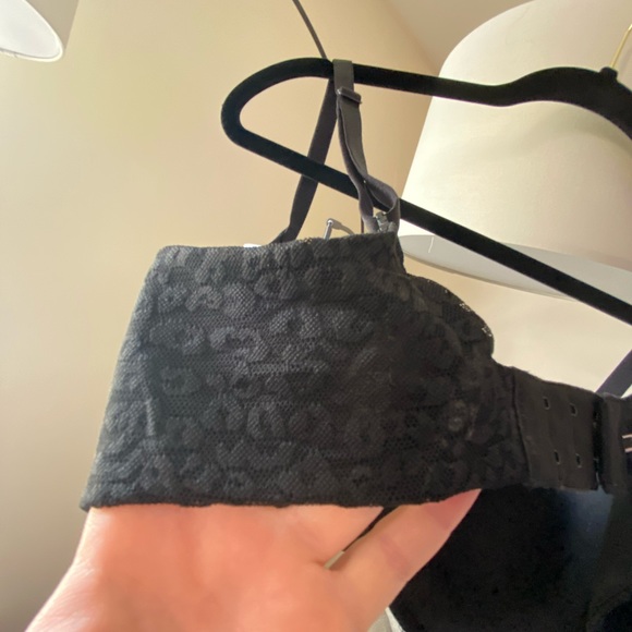 Victoria’s Secret bra - Picture 3 of 6